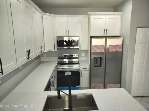 826 Middleton Drive SW Vero Beach FL 32962