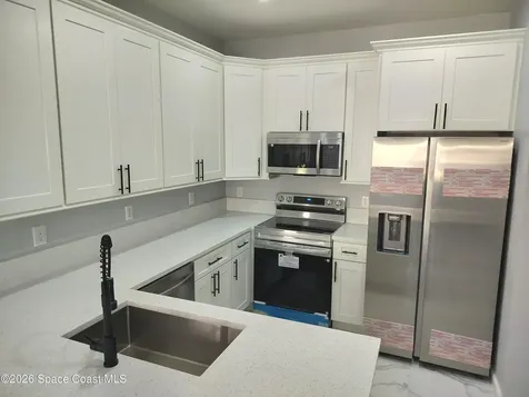 826 Middleton Drive SW Vero Beach FL 32962