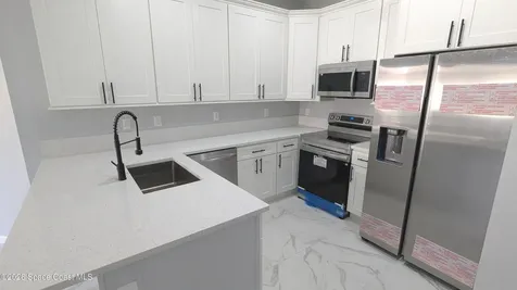 826 Middleton Drive SW Vero Beach FL 32962