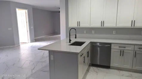 826 Middleton Drive SW Vero Beach FL 32962