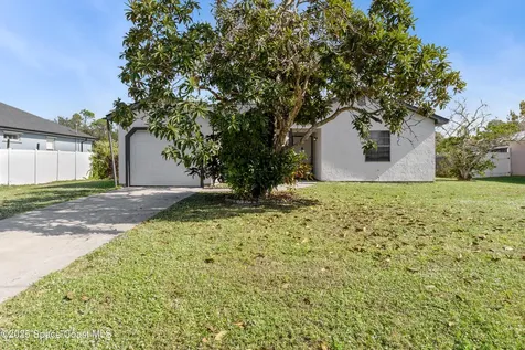2861 Detached Circle SE Palm Bay FL 32909