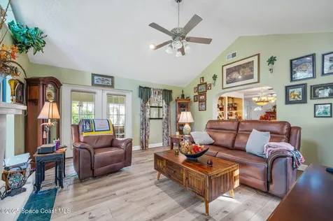 5220 Holden Road Cocoa FL 32927