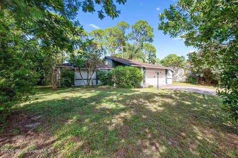 5220 Holden Road Cocoa FL 32927