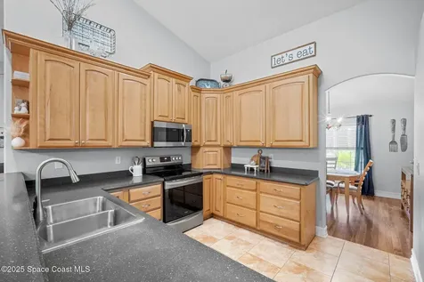 2525 Fawn Lake Boulevard Mims FL 32754