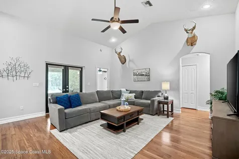 2525 Fawn Lake Boulevard Mims FL 32754