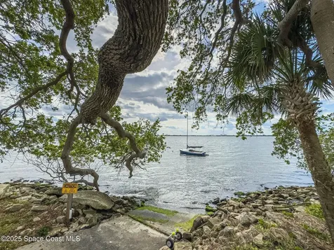 3220 River Villa Way Melbourne Beach FL 32951