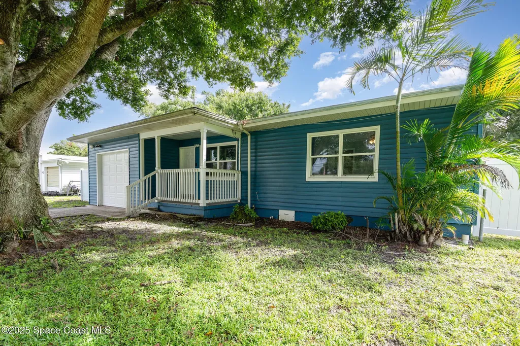 190 Stephenson Drive NE Melbourne FL 32904