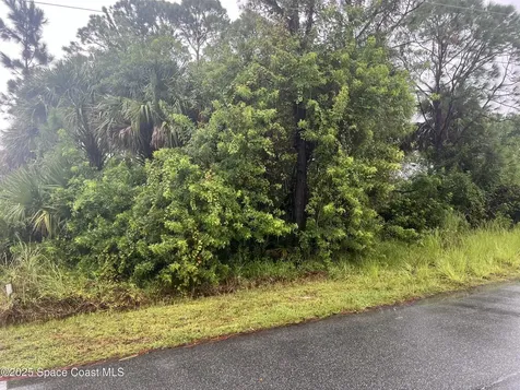 149 Feldman Street SE Palm Bay FL 32909