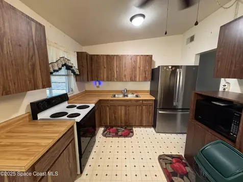 1805 Hallum Avenue Titusville FL 32796
