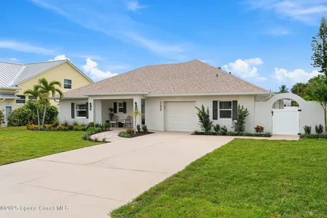 133 E Osceola Lane Cocoa Beach FL 32931