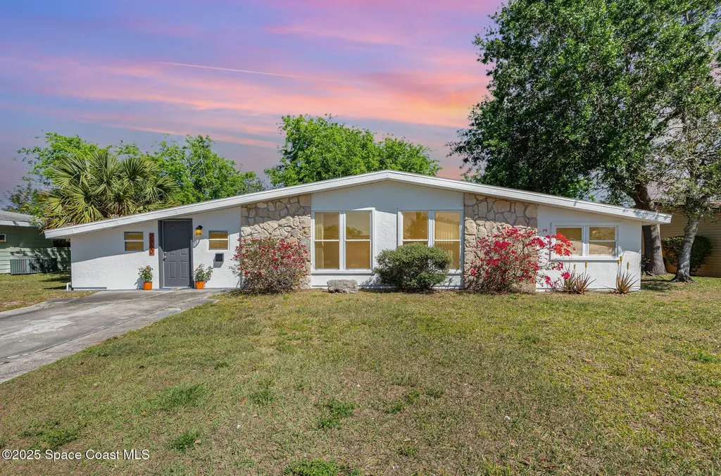 2880 Fountainhead Boulevard Melbourne FL 32935
