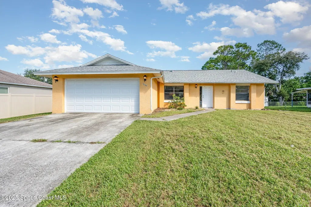 1867 Cyclone Street NW Palm Bay FL 32907