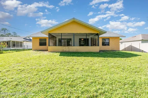 1867 Cyclone Street NW Palm Bay FL 32907