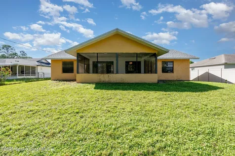 1867 Cyclone Street NW Palm Bay FL 32907