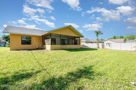 1867 Cyclone Street NW Palm Bay FL 32907