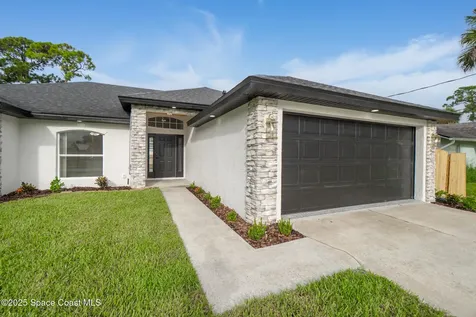 7020 Ackerman Avenue Cocoa FL 32927