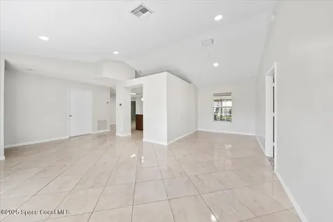 418 Empire Avenue NE Palm Bay FL 32907