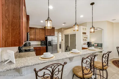 560 Easton Forest Circle SE Palm Bay FL 32909