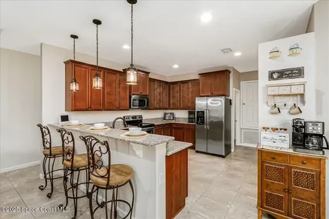 560 Easton Forest Circle SE Palm Bay FL 32909