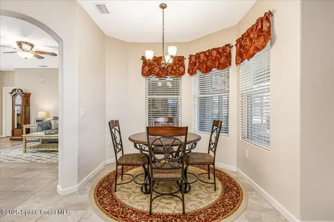 560 Easton Forest Circle SE Palm Bay FL 32909
