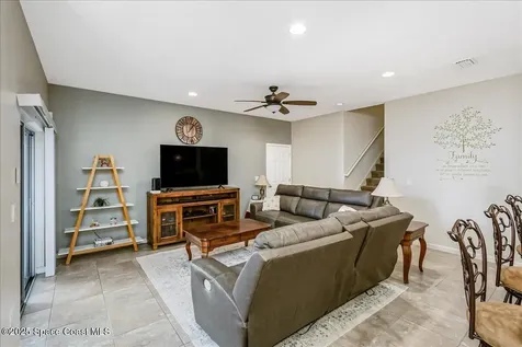 560 Easton Forest Circle SE Palm Bay FL 32909