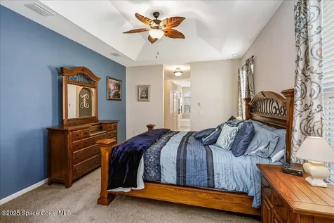 560 Easton Forest Circle SE Palm Bay FL 32909