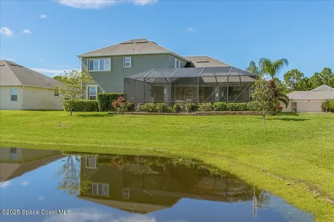 560 Easton Forest Circle SE Palm Bay FL 32909