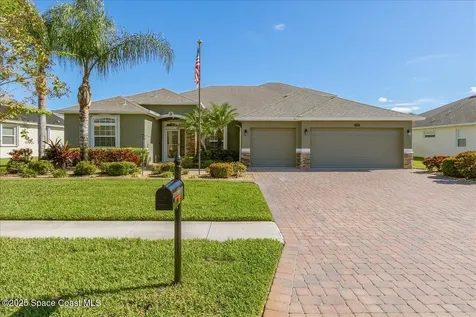 560 Easton Forest Circle SE Palm Bay FL 32909