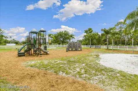 560 Easton Forest Circle SE Palm Bay FL 32909