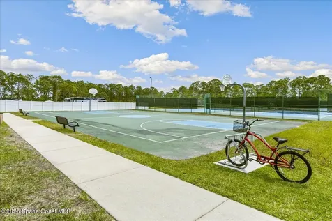 560 Easton Forest Circle SE Palm Bay FL 32909