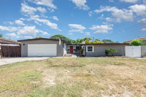 4465 Dickens Avenue Titusville FL 32780