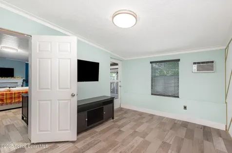4465 Dickens Avenue Titusville FL 32780