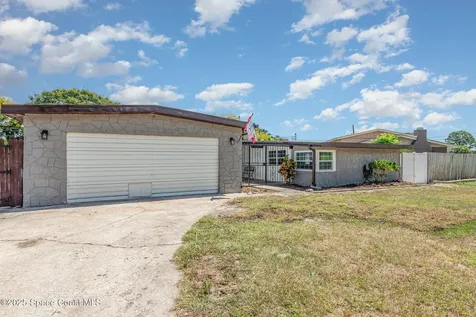 4465 Dickens Avenue Titusville FL 32780
