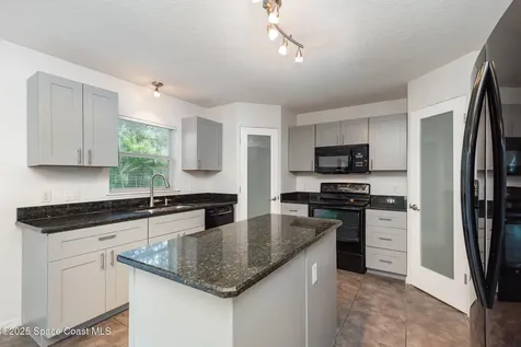 5090 Market Street Cocoa FL 32927