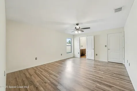 104 Jasmine Circle Poinciana FL 34759
