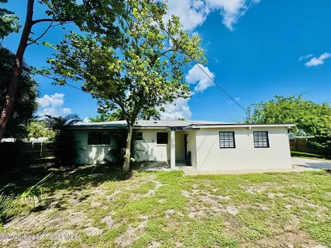 489 Kennwood Avenue Merritt Island FL 32952