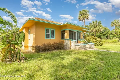 1632 Water Drive NE Palm Bay FL 32905
