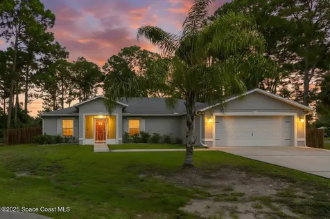 1653 Sea Drift Court NW Palm Bay FL 32907