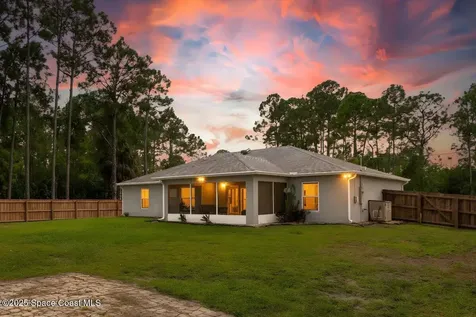 1653 Sea Drift Court NW Palm Bay FL 32907