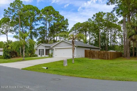1653 Sea Drift Court NW Palm Bay FL 32907