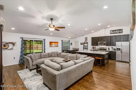 1653 Sea Drift Court NW Palm Bay FL 32907