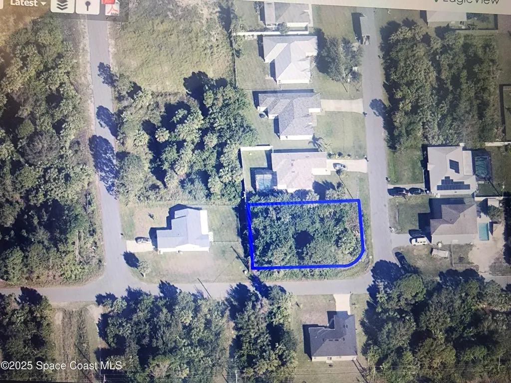 3298 Fresno Avenue SE Palm Bay FL 32909