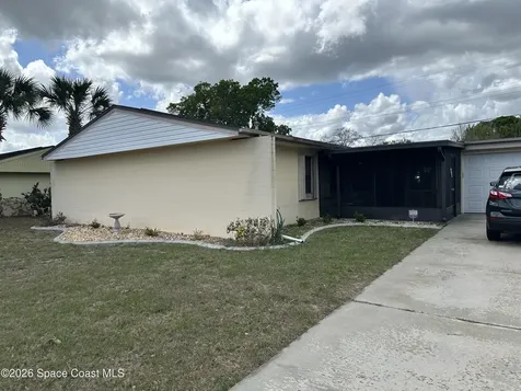 995 Botany Lane Rockledge FL 32955
