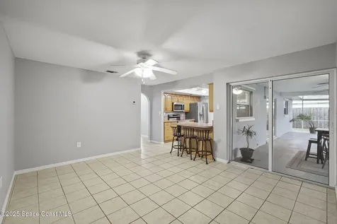 199 Via De La Reina Merritt Island FL 32953