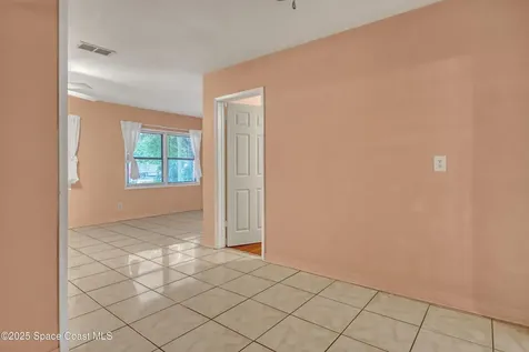 1915 47th Avenue Vero Beach FL 32966