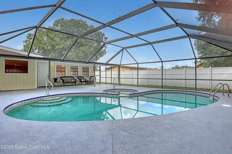 1915 47th Avenue Vero Beach FL 32966