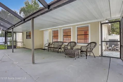 1915 47th Avenue Vero Beach FL 32966