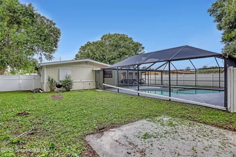 1915 47th Avenue Vero Beach FL 32966