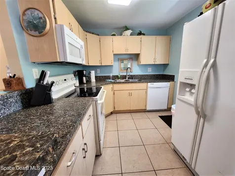400-402 Jackson Avenue Cape Canaveral FL 32920