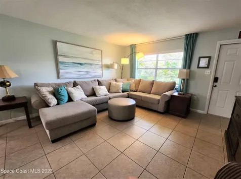 400-402 Jackson Avenue Cape Canaveral FL 32920